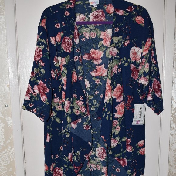 Lularoe Shirley - Picture 2 of 5